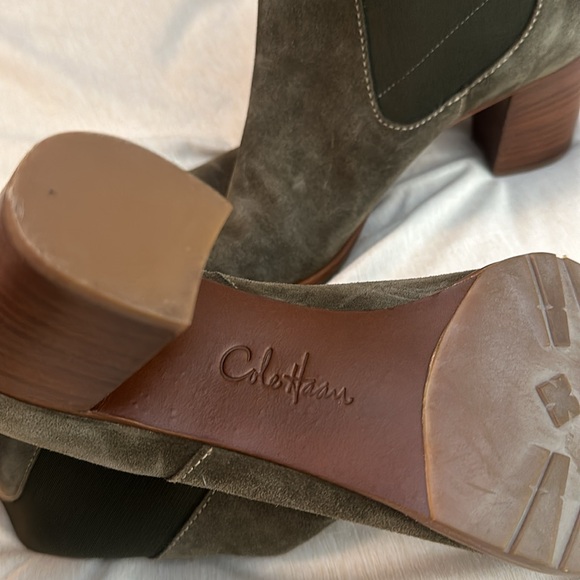 Cole Haan Chelsea Boots, Sz 9.5B, Green Suede Stacked Heel Ankle, NWOB - Picture 3 of 5